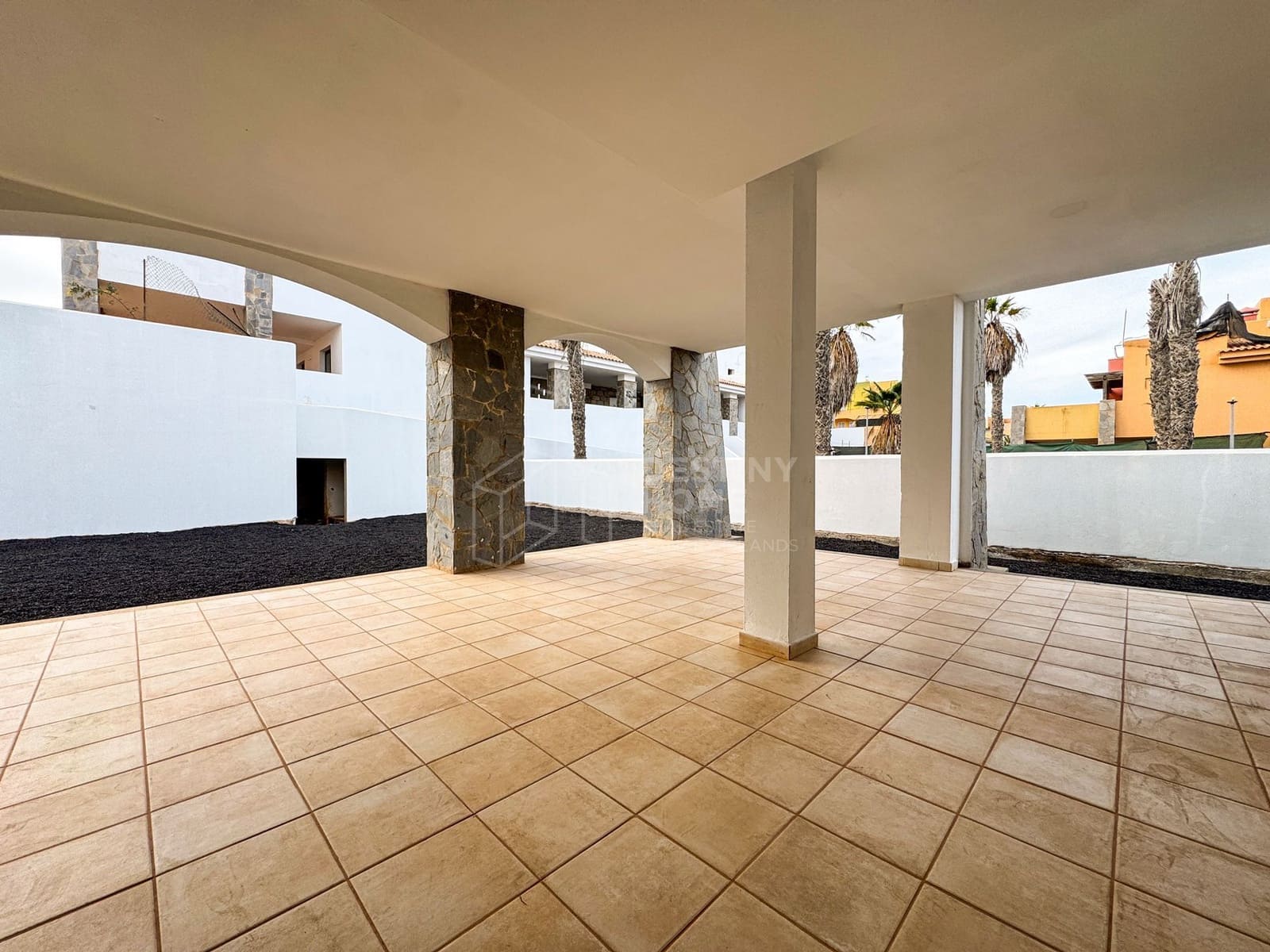 3 sypialnia Apartament na sprzedaż w Corralejo z garażem - 335 000 € (Ref: 9344403)