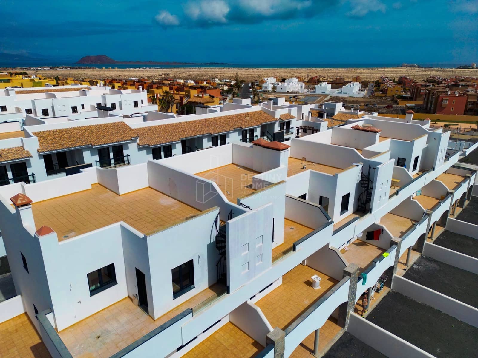 3 sypialnia Apartament na sprzedaż w Corralejo z garażem - 335 000 € (Ref: 9344403)