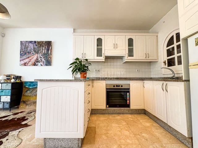 2 slaapkamer Villa te koop in Corralejo, La Oliva - € 540.000 (Ref: 9346945)