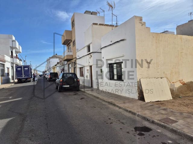 Building Plot for sale in Puerto del Rosario - € 50,000 (Ref: 9346948)
