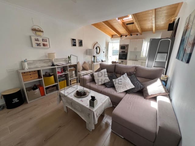 3 soverom Kjedet enebolig til salgs i Costa Calma, Pájara med garasje - € 187 000 (Ref: 9349065)