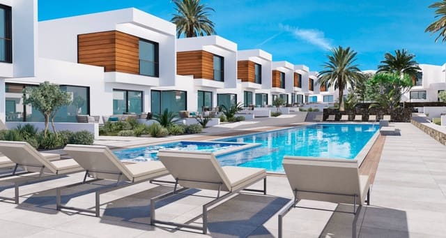 2 quarto Moradia Geminada para venda em Villaverde, La Oliva com piscina garagem - 267 000 € (Ref: 9367025)