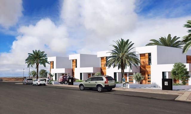 2 quarto Moradia Geminada para venda em Villaverde, La Oliva com piscina garagem - 267 000 € (Ref: 9367025)