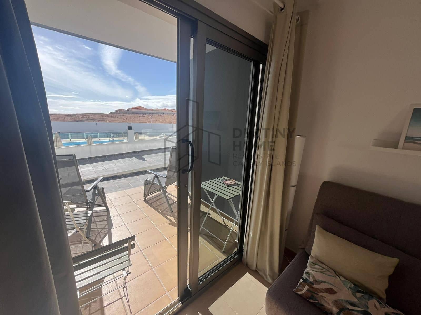 1 slaapkamer Appartement te koop in Costa de Antigua met zwembad garage - € 150.000 (Ref: 9403189)