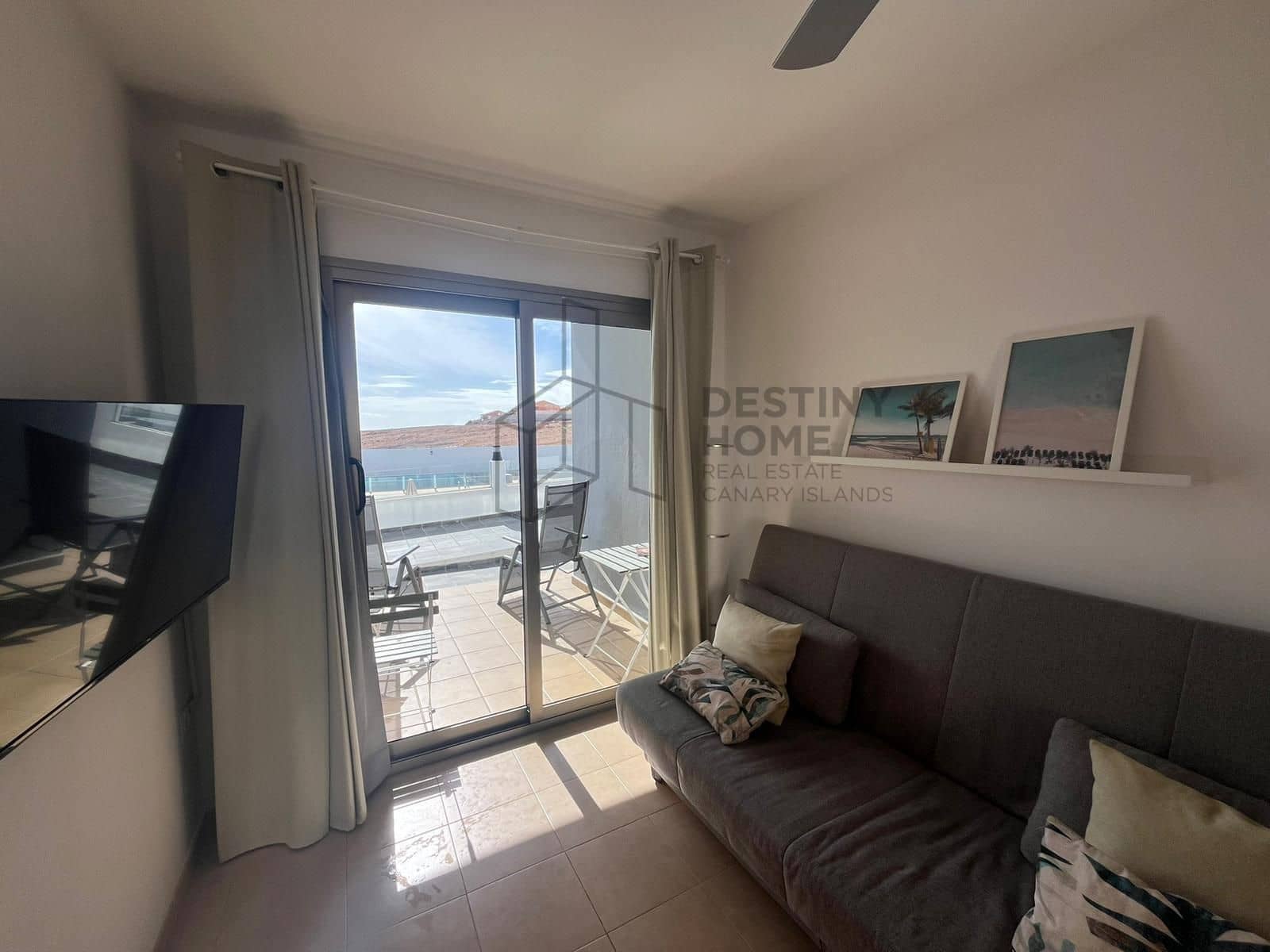 1 slaapkamer Appartement te koop in Costa de Antigua met zwembad garage - € 150.000 (Ref: 9403189)