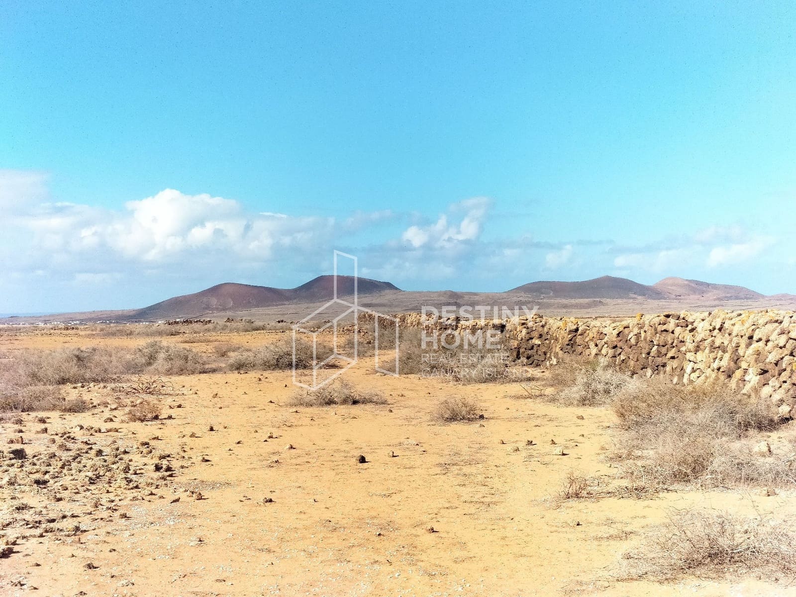 Undeveloped Land for sale in Villaverde - € 250,000 (Ref: 9406421)