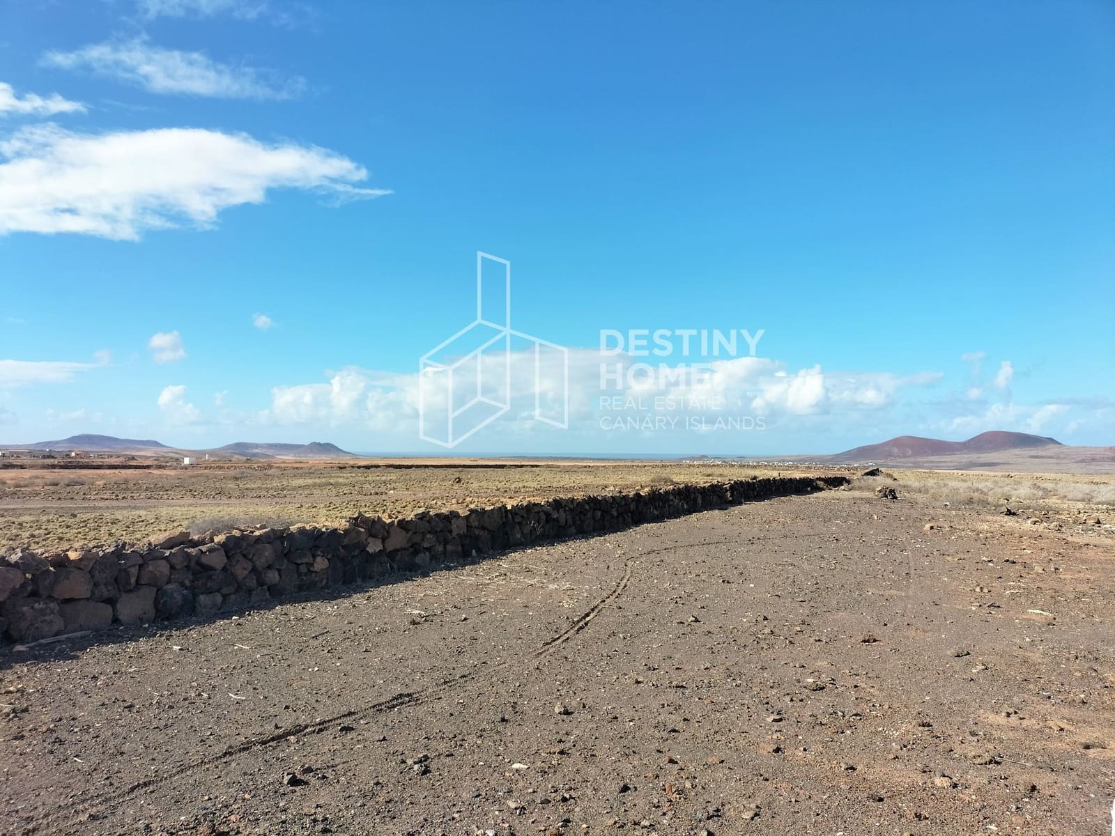 Undeveloped Land for sale in Villaverde - € 250,000 (Ref: 9406421)