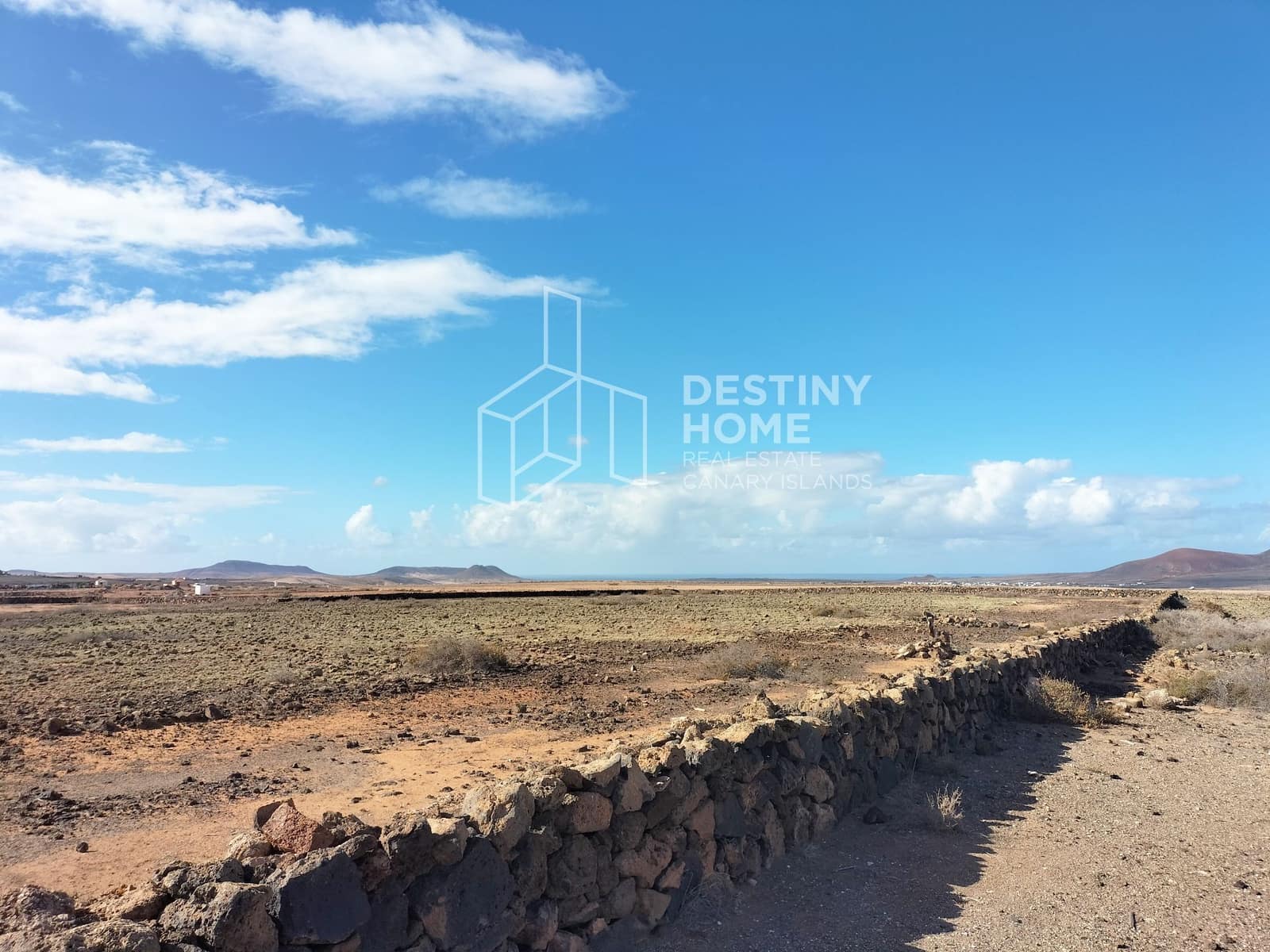 Undeveloped Land for sale in Villaverde - € 250,000 (Ref: 9406421)