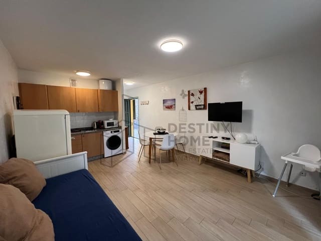 1 sovrum Lägenhet till salu i Corralejo, La Oliva med pool - 199 000 € (Ref: 9419406)