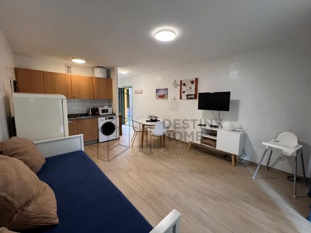 1 sovrum Lägenhet till salu i Corralejo, La Oliva med pool - 199 000 € (Ref: 9419406)