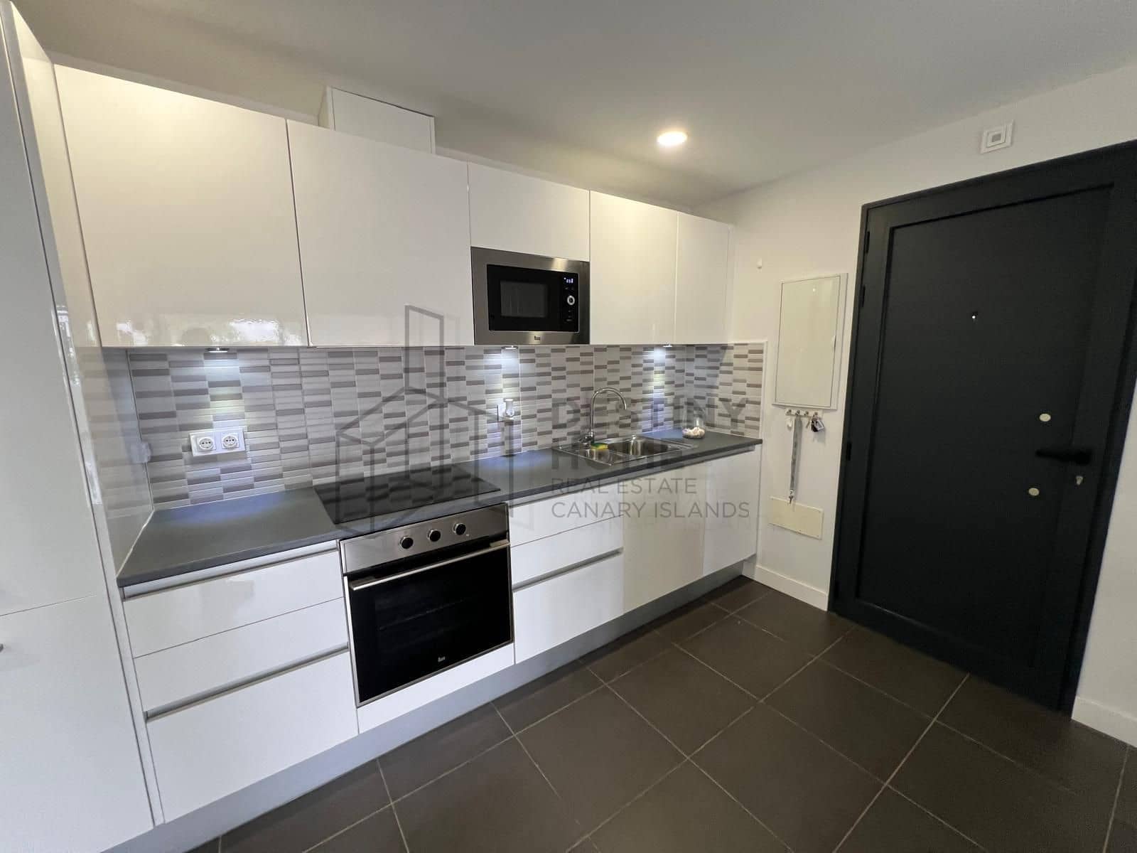 2 soverom Leilighet til salgs i Villaverde med svømmebasseng - € 289 000 (Ref: 9426935)