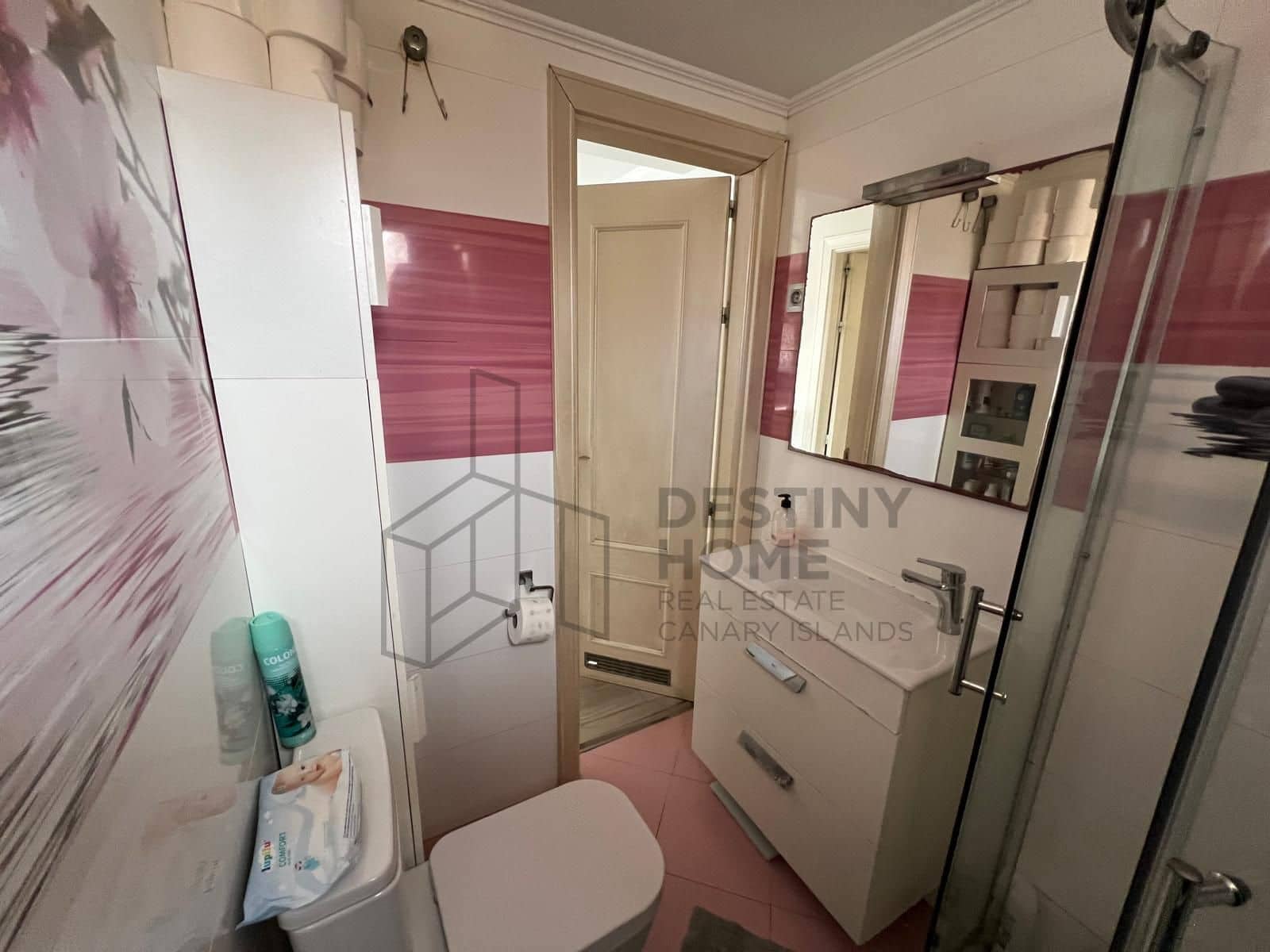 3 bedroom Apartment for sale in Corralejo with pool - € 290,000 (Ref: 9451972)