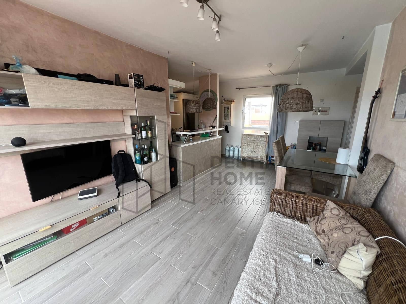 3 bedroom Apartment for sale in Corralejo with pool - € 290,000 (Ref: 9451972)