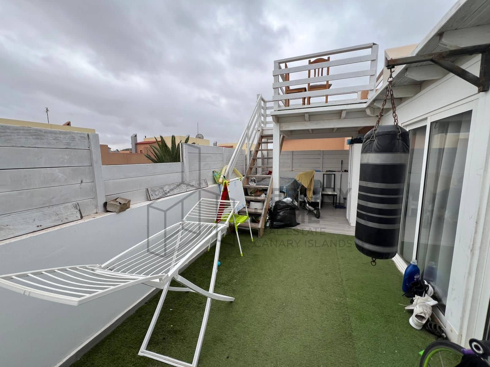 3 bedroom Apartment for sale in Corralejo with pool - € 290,000 (Ref: 9451972)