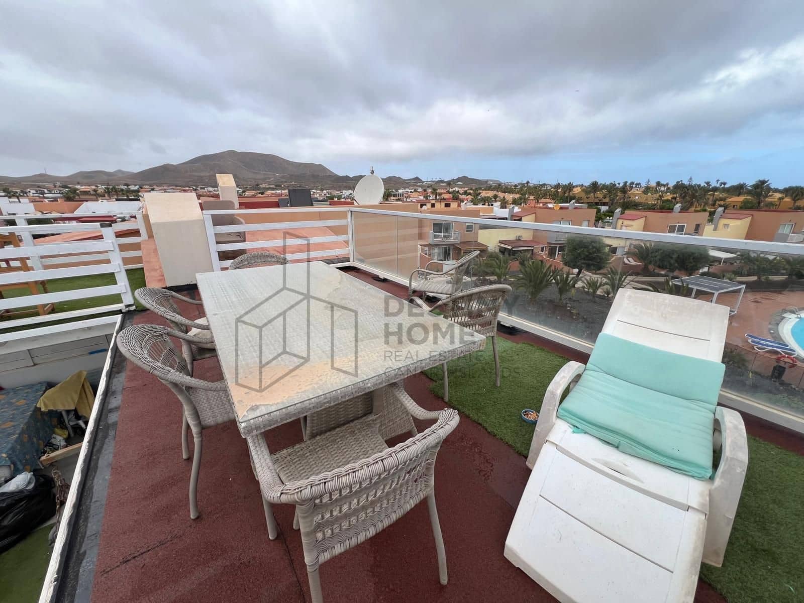 3 bedroom Apartment for sale in Corralejo with pool - € 290,000 (Ref: 9451972)
