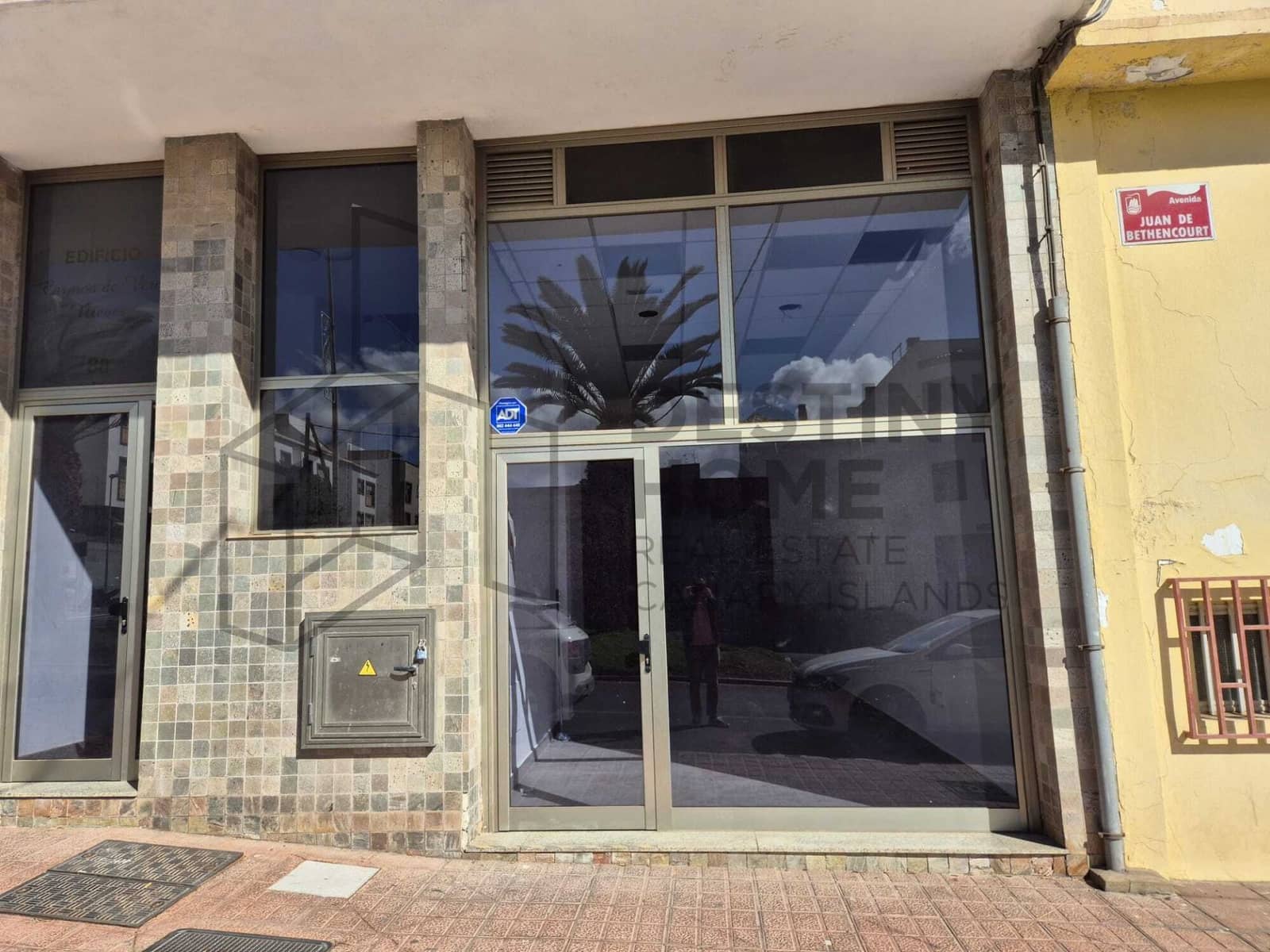 Kommersiell til salgs i Puerto del Rosario - € 150 000 (Ref: 9451973)