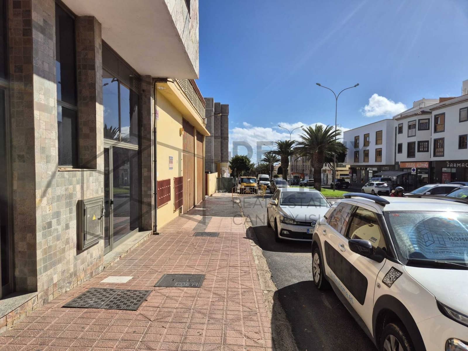 Kommersiell til salgs i Puerto del Rosario - € 150 000 (Ref: 9451973)