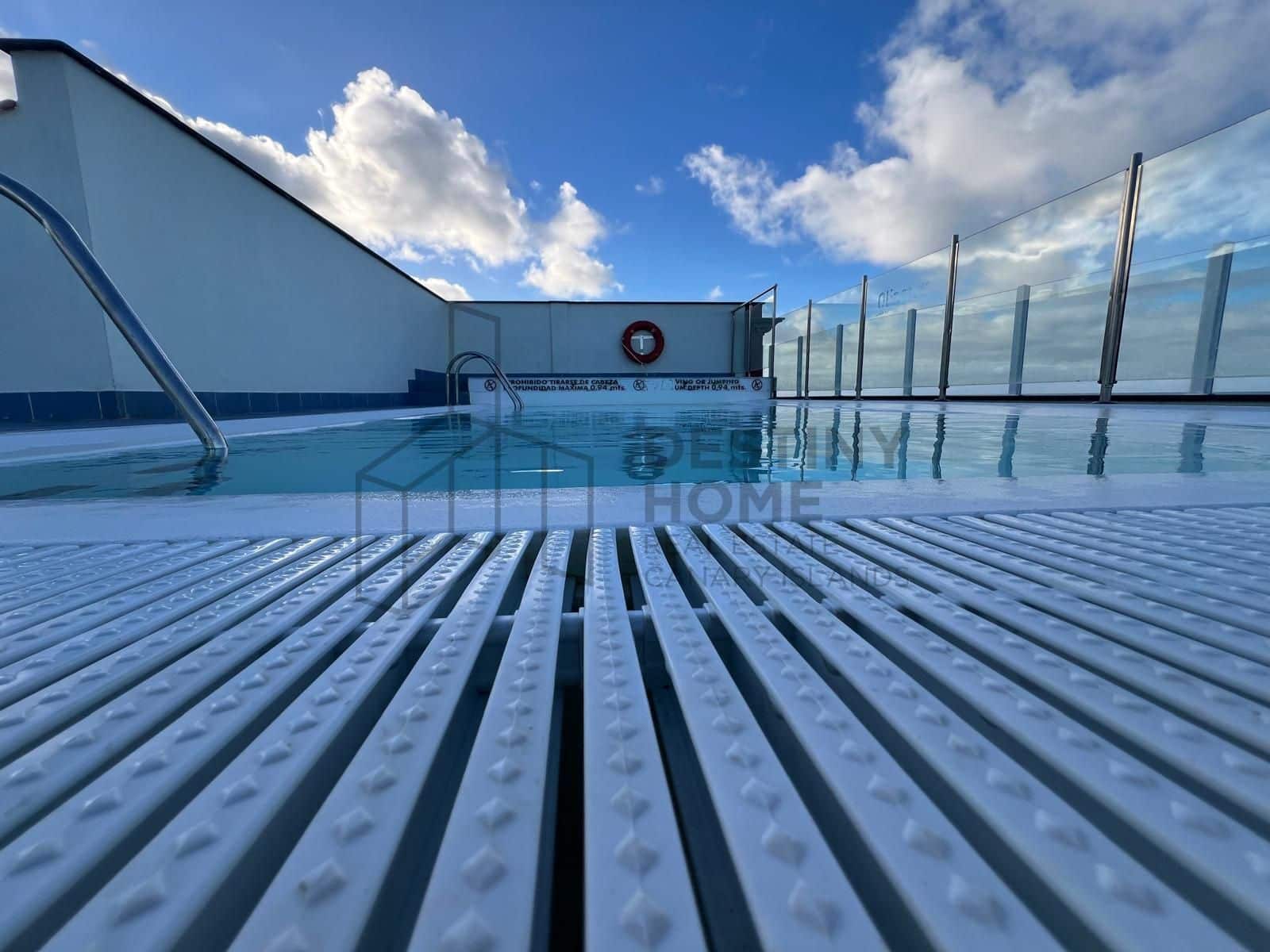 2 soverom Leilighet til salgs i El Cotillo med svømmebasseng garasje - € 320 000 (Ref: 9470828)