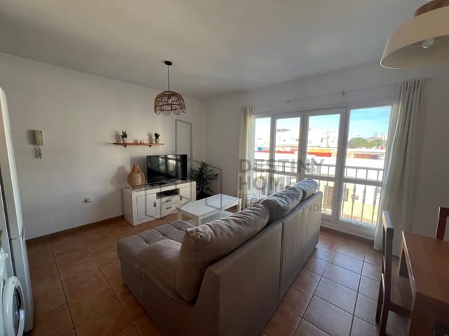 2 soverom Leilighet til salgs i El Cotillo, La Oliva med svømmebasseng garasje - € 320 000 (Ref: 9470828)