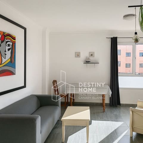 3 bedroom Townhouse for sale in Puerto del Rosario - € 190,000 (Ref: 9470830)