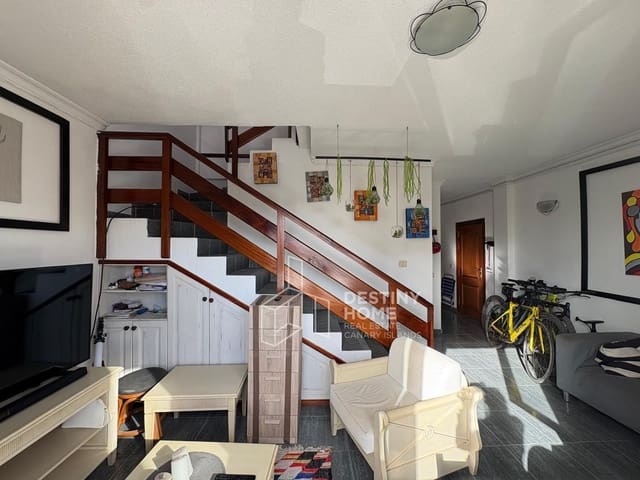 3 bedroom Townhouse for sale in Puerto del Rosario - € 190,000 (Ref: 9470830)