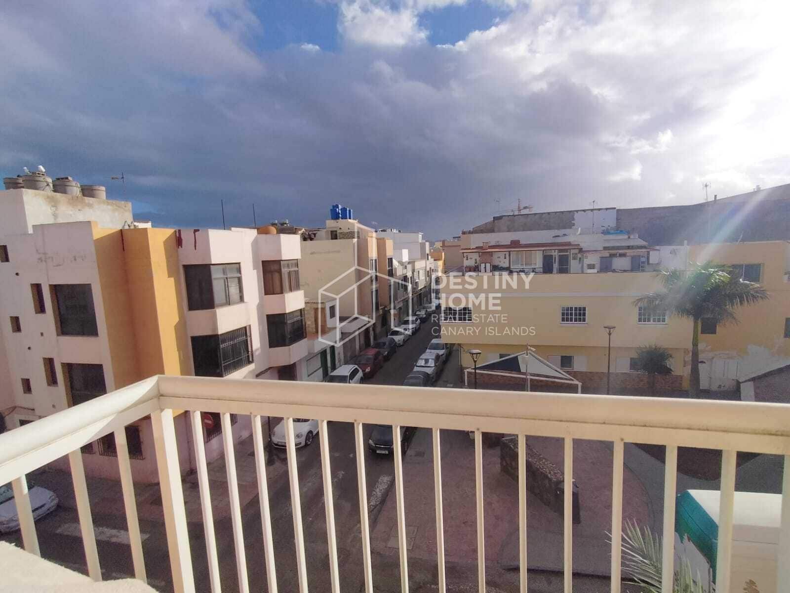 2 bedroom Flat for sale in Corralejo - € 210,000 (Ref: 9481895)