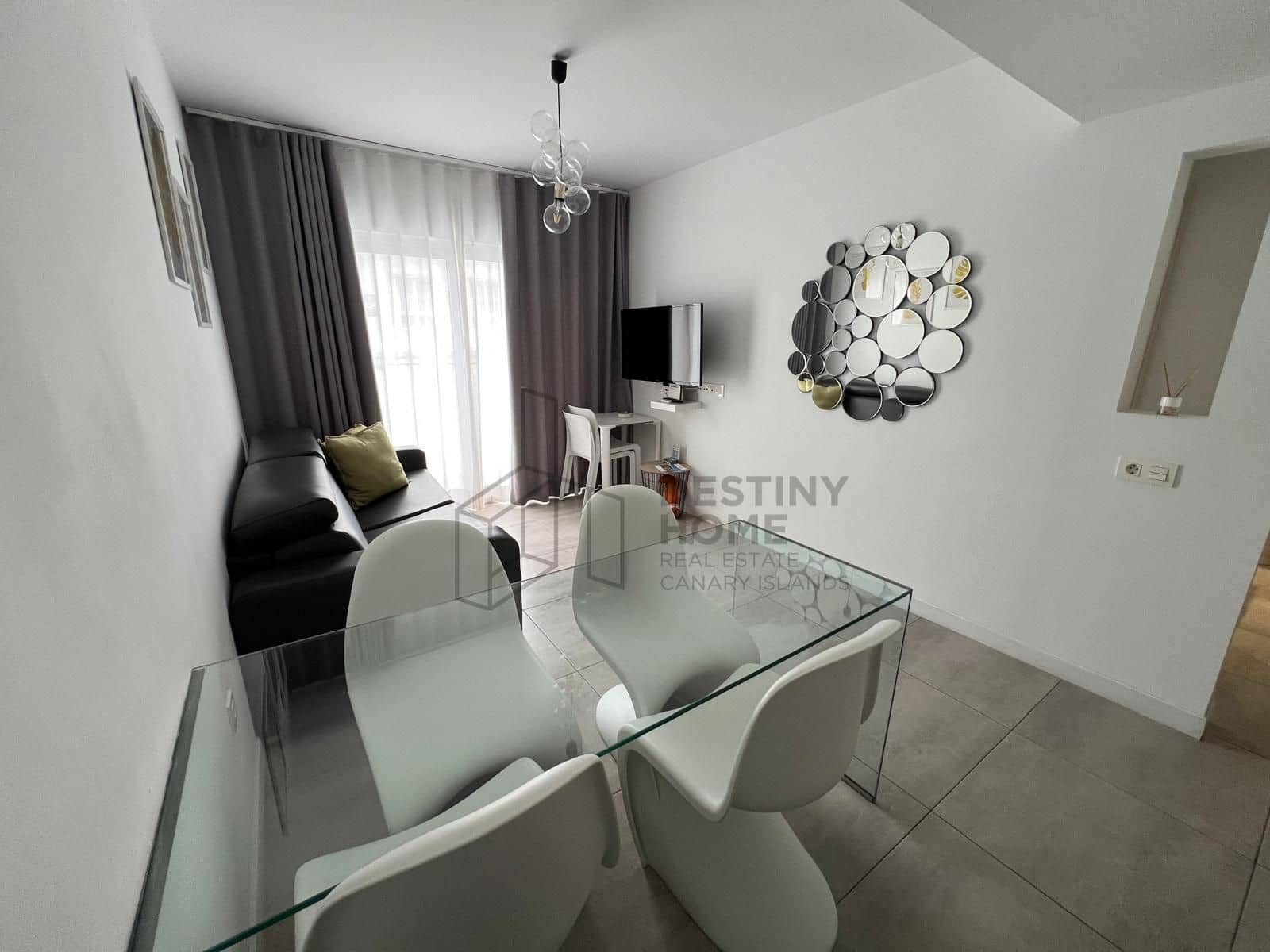 1 bedroom Apartment for sale in Corralejo with pool - € 195,000 (Ref: 9494311)