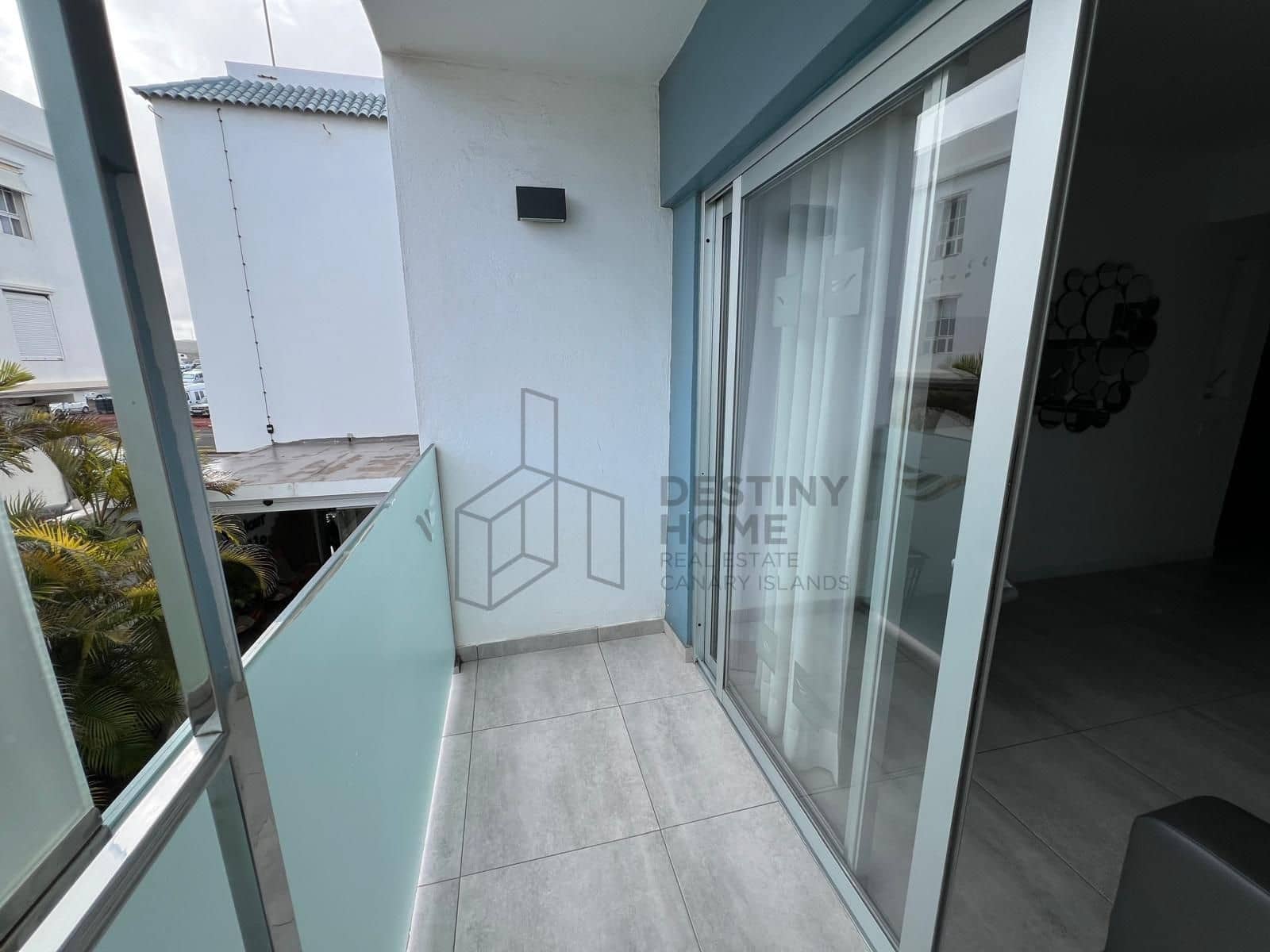 1 bedroom Apartment for sale in Corralejo with pool - € 195,000 (Ref: 9494311)