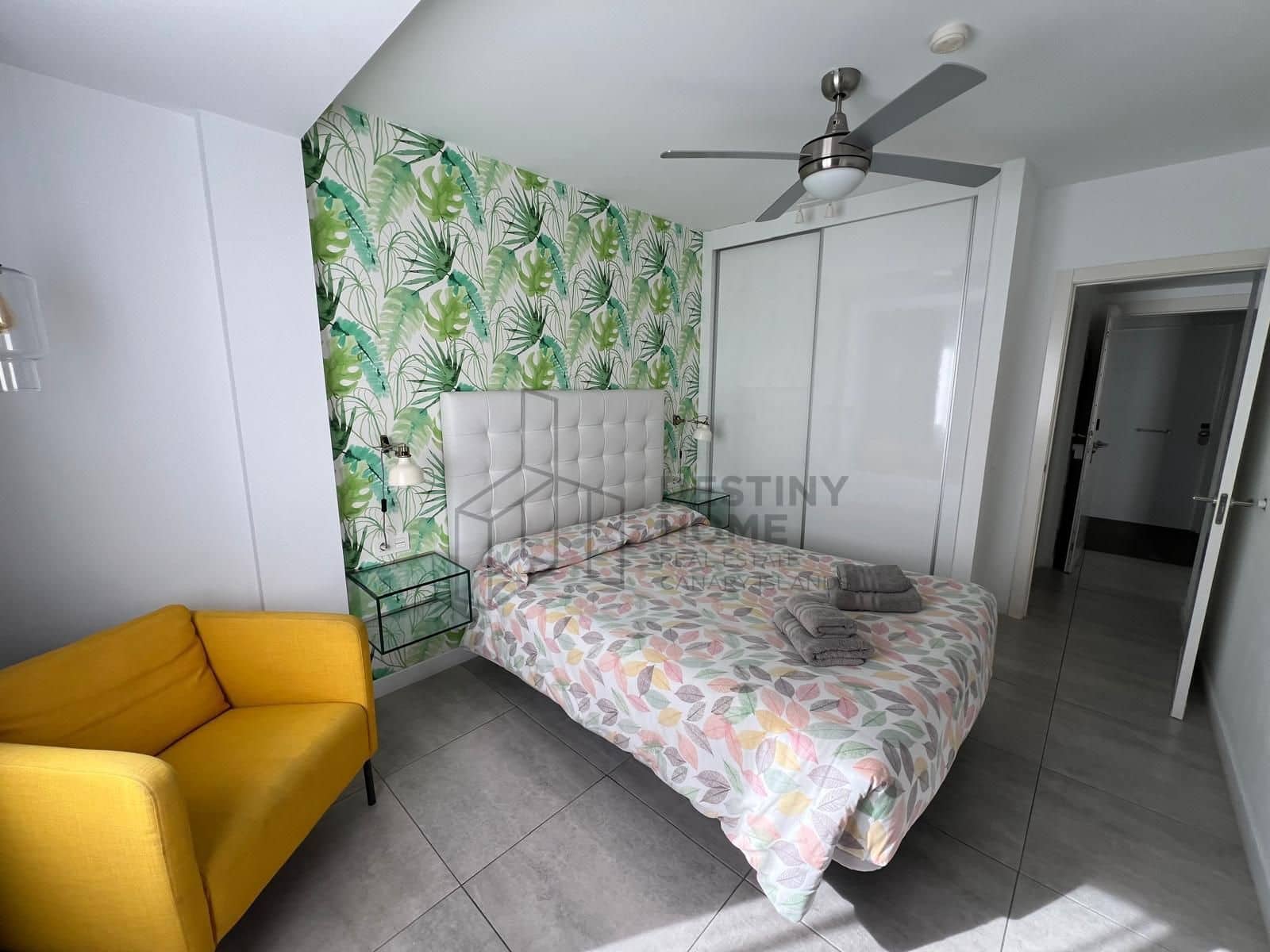 1 bedroom Apartment for sale in Corralejo with pool - € 195,000 (Ref: 9494311)