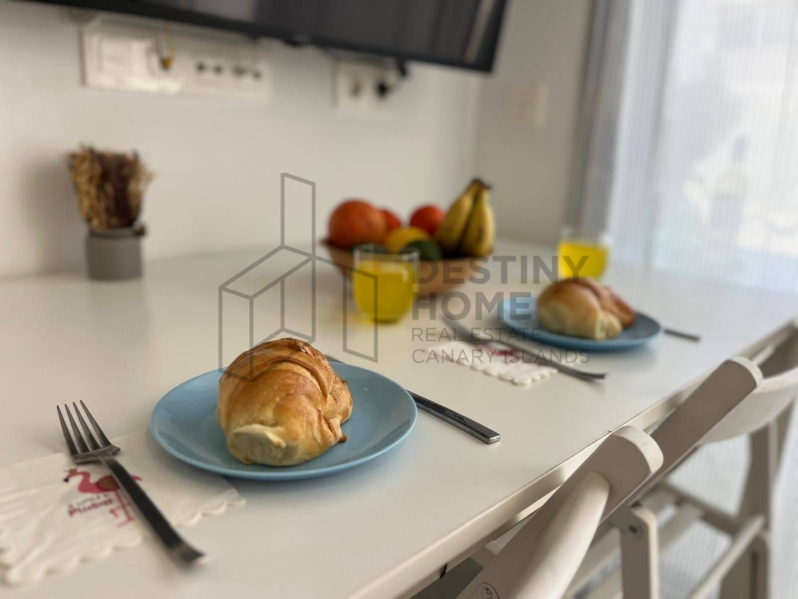 2 bedroom Apartment for sale in Corralejo - € 210,000 (Ref: 9496936)