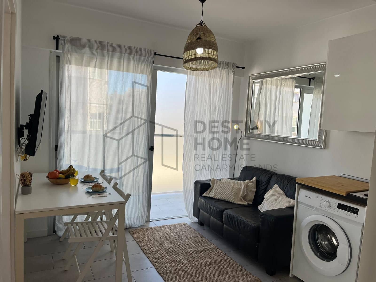 2 bedroom Apartment for sale in Corralejo - € 210,000 (Ref: 9496936)