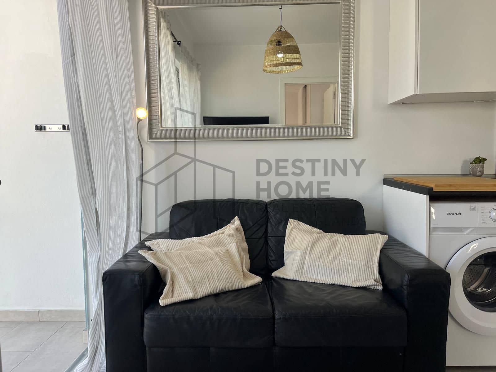 2 bedroom Apartment for sale in Corralejo - € 210,000 (Ref: 9496936)