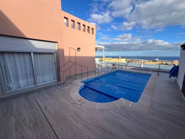 3 sypialnia Dom blizniak na sprzedaż w Caleta de Fuste, Antigua z basenem garażem - 525 000 € (Ref: 9530103)