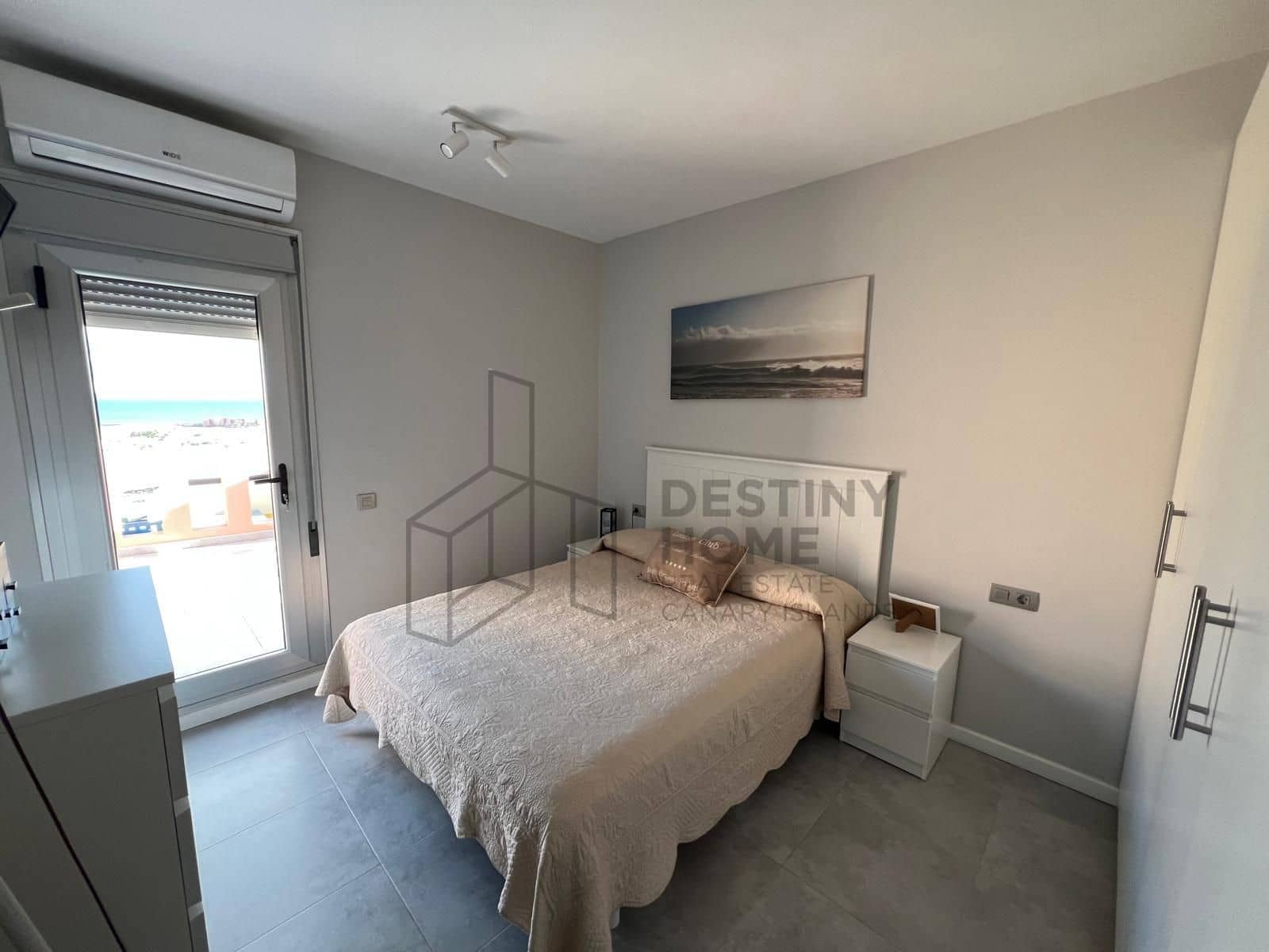 3 sypialnia Dom blizniak na sprzedaż w Caleta de Fuste z basenem garażem - 525 000 € (Ref: 9530103)