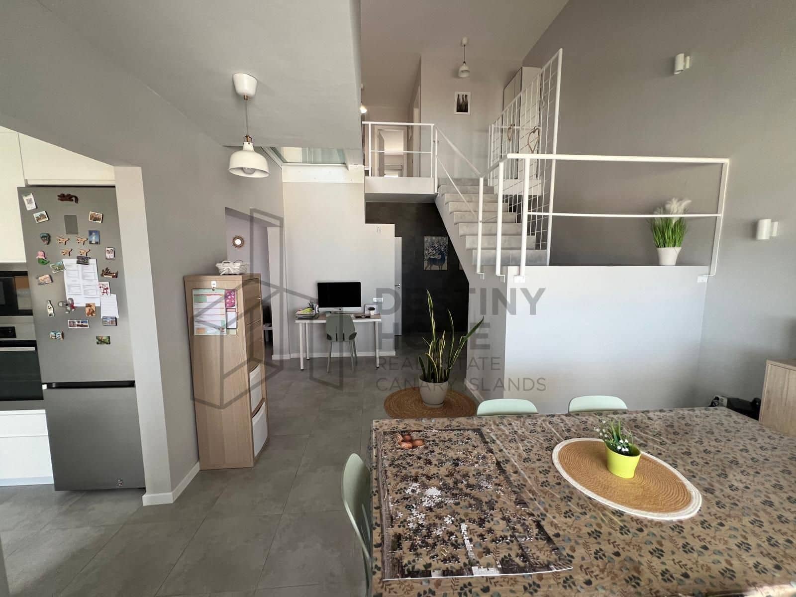 3 sypialnia Dom blizniak na sprzedaż w Caleta de Fuste z basenem garażem - 525 000 € (Ref: 9530103)