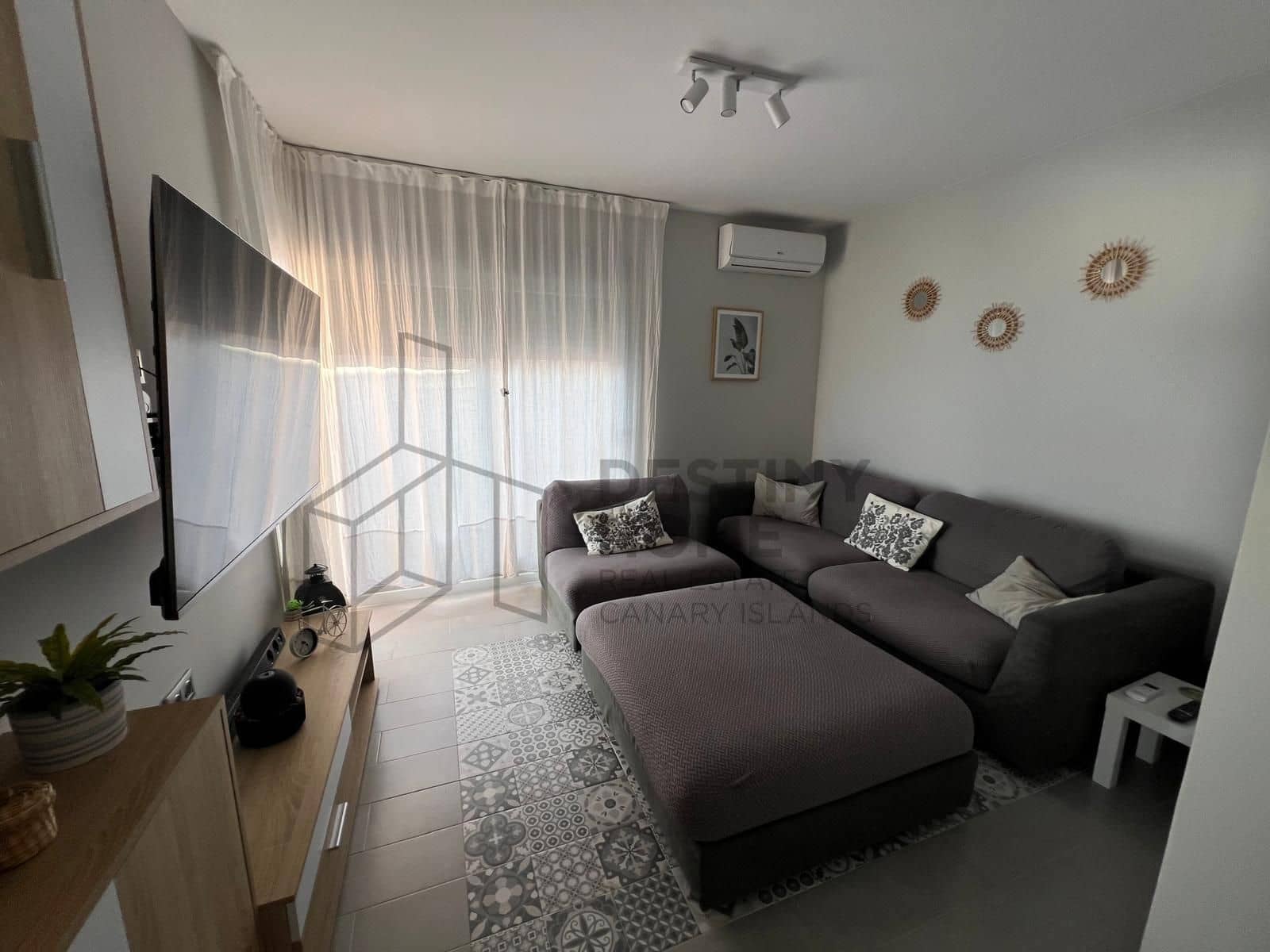 3 sypialnia Dom blizniak na sprzedaż w Caleta de Fuste z basenem garażem - 525 000 € (Ref: 9530103)