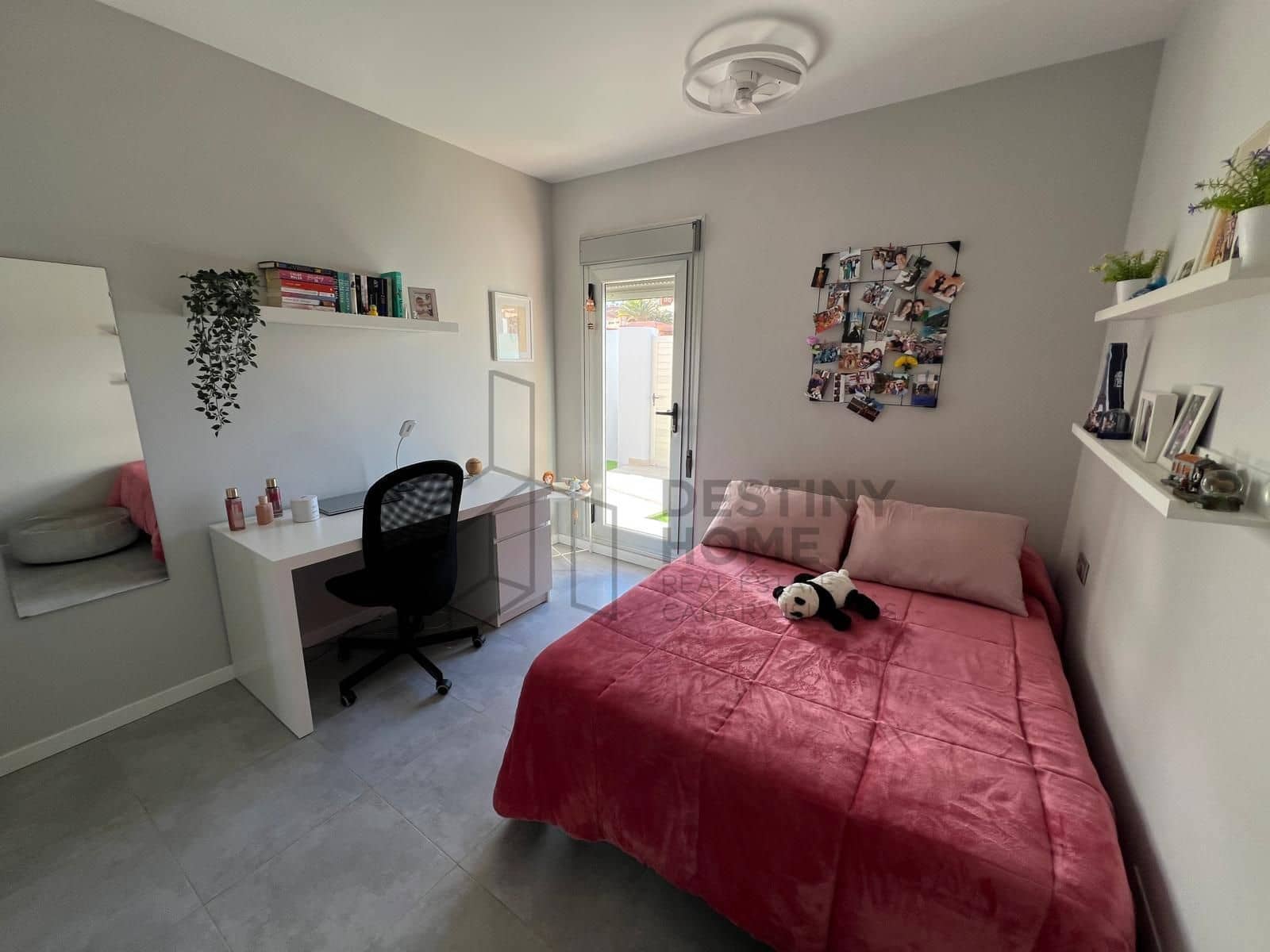 3 sypialnia Dom blizniak na sprzedaż w Caleta de Fuste z basenem garażem - 525 000 € (Ref: 9530103)