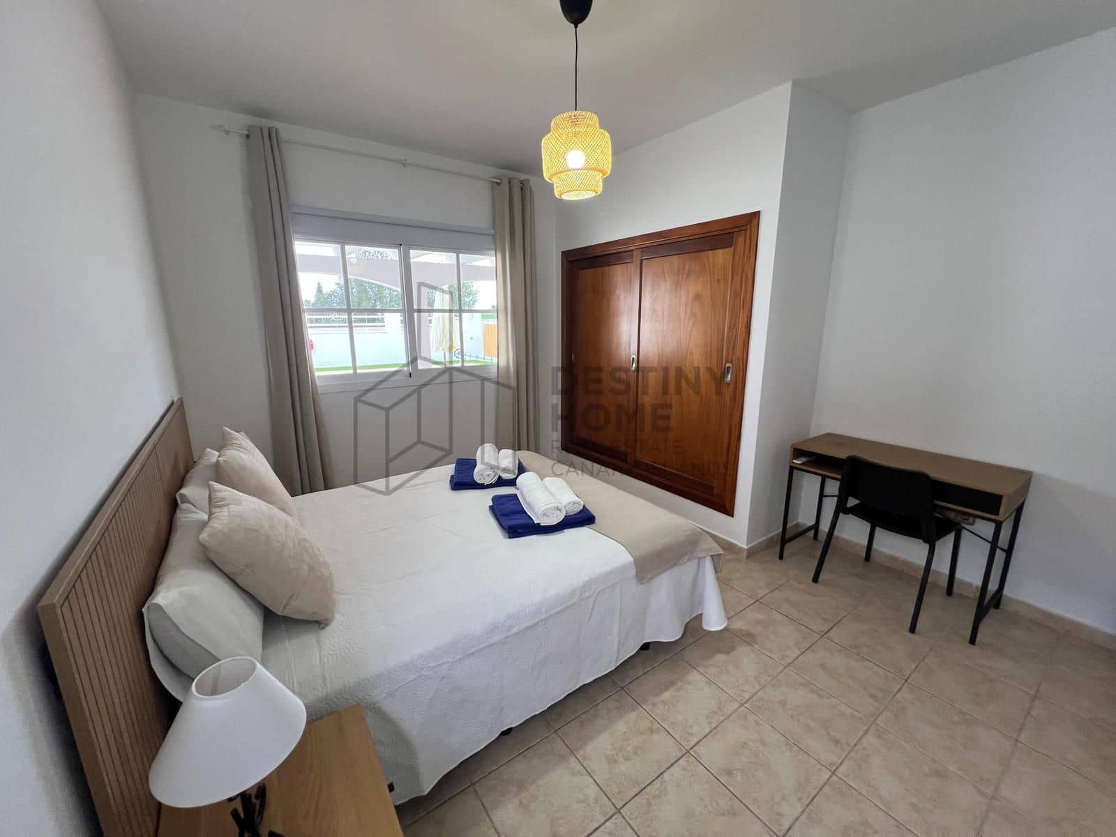 4 makuuhuone Huvila myytävänä paikassa Caleta de Fuste mukana uima-altaan 
autotalli - 595 000 € (Ref: 9530104)