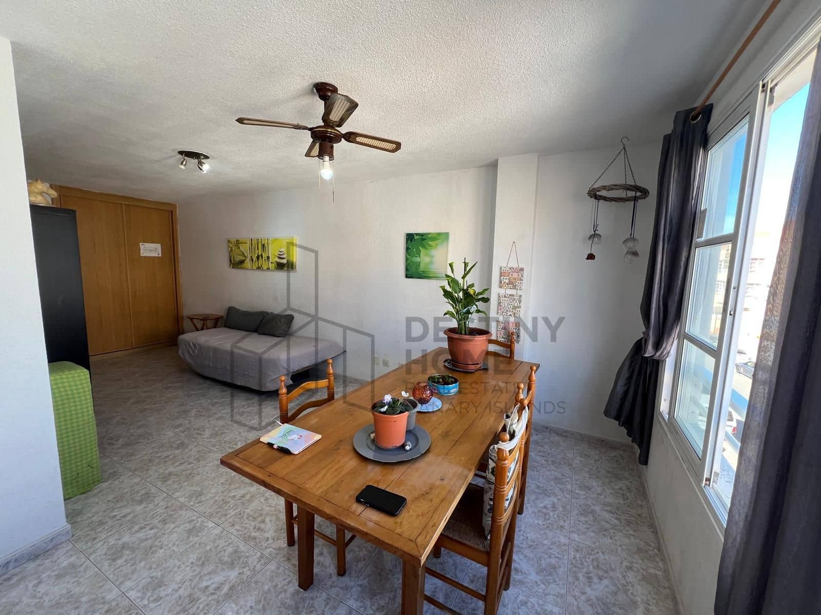 4 Zimmer Apartment zu verkaufen in Corralejo - 330.000 € (Ref: 9543125)