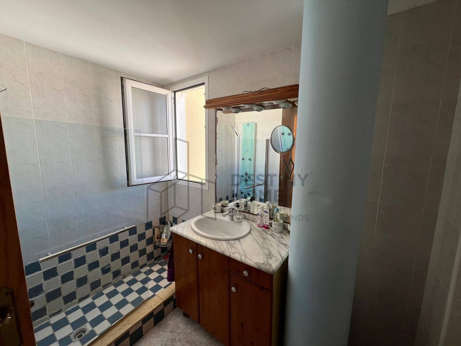 4 Zimmer Apartment zu verkaufen in Corralejo - 330.000 € (Ref: 9543125)