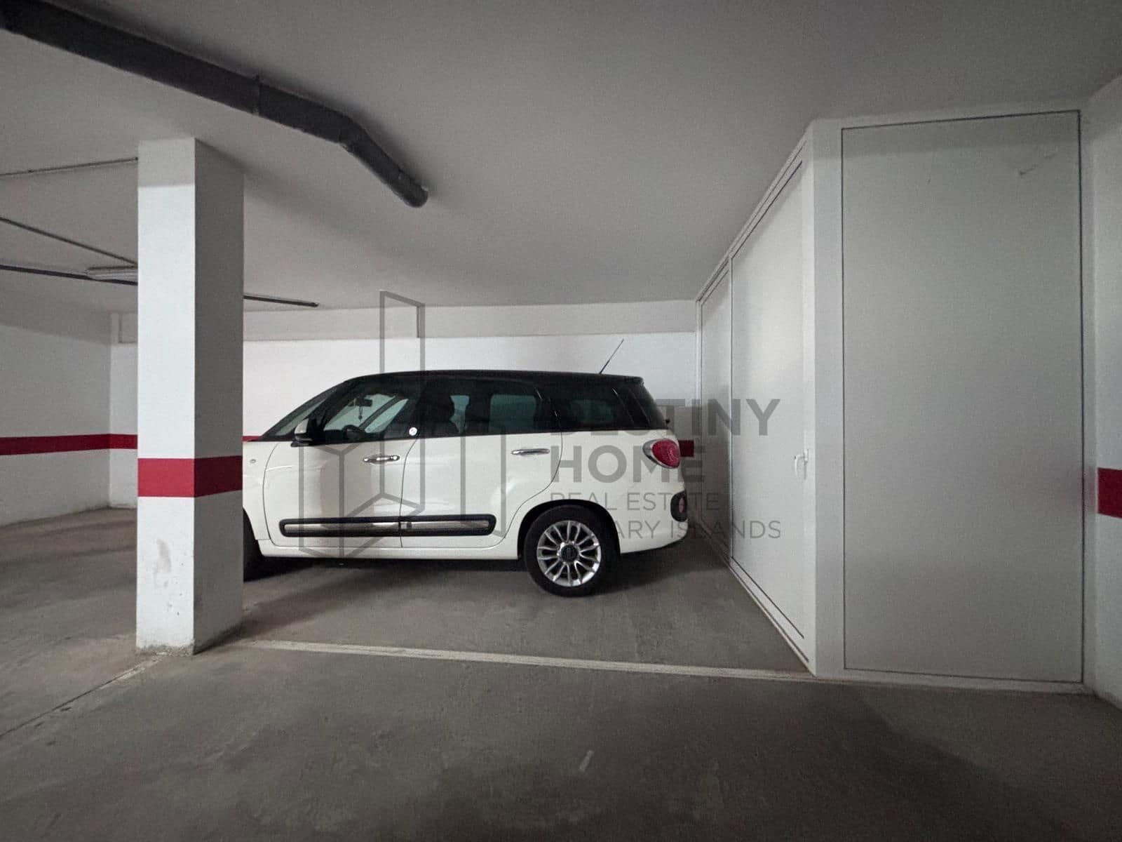 2 bedroom Apartment for sale in Puerto del Rosario with garage - € 185,000 (Ref: 9547808)