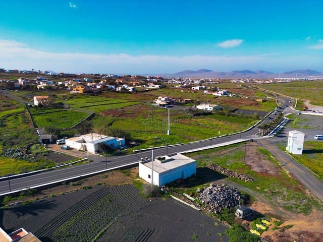 Terreno Non Edificato in vendita in Villaverde, La Oliva - 190.000 € (Rif: 9585892)