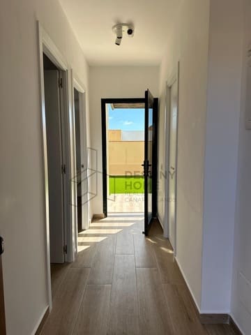 2 soveværelse Villa til salg i Corralejo, La Oliva med garage - € 309.000 (Ref: 9594745)