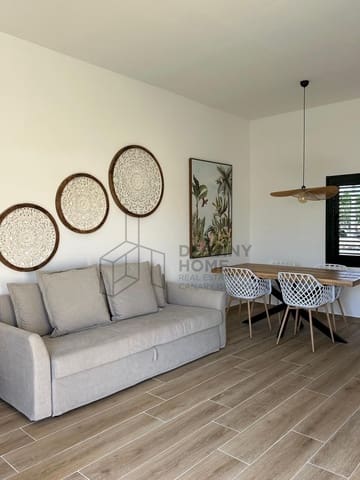 2 soveværelse Villa til salg i Corralejo, La Oliva med garage - € 309.000 (Ref: 9594745)