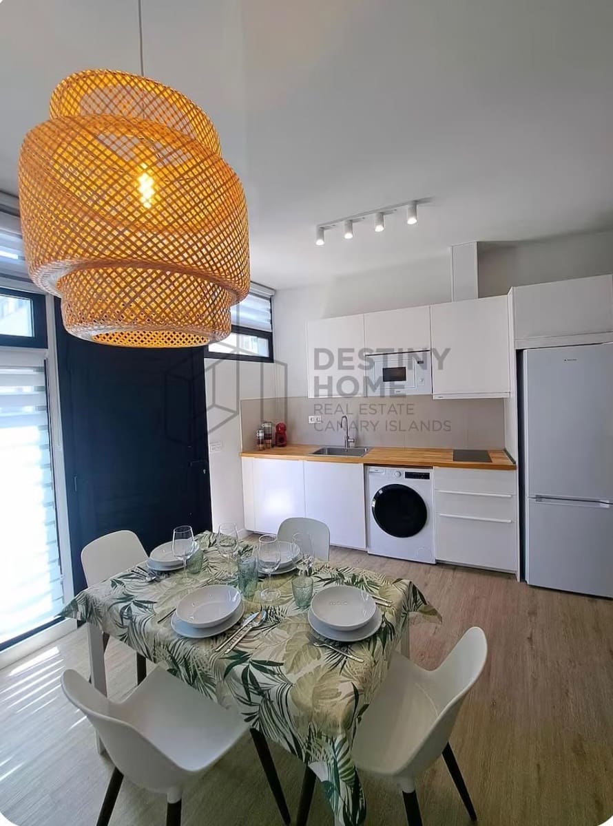 1 slaapkamer Appartement te koop in Corralejo met zwembad - € 205.000 (Ref: 9599321)