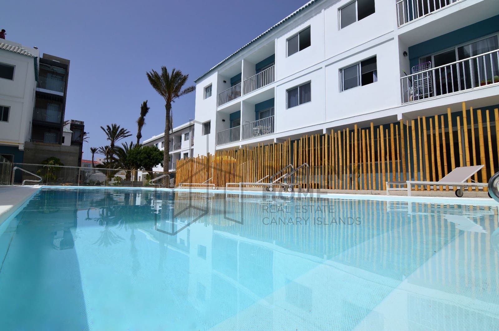 1 slaapkamer Appartement te koop in Corralejo met zwembad - € 205.000 (Ref: 9599321)