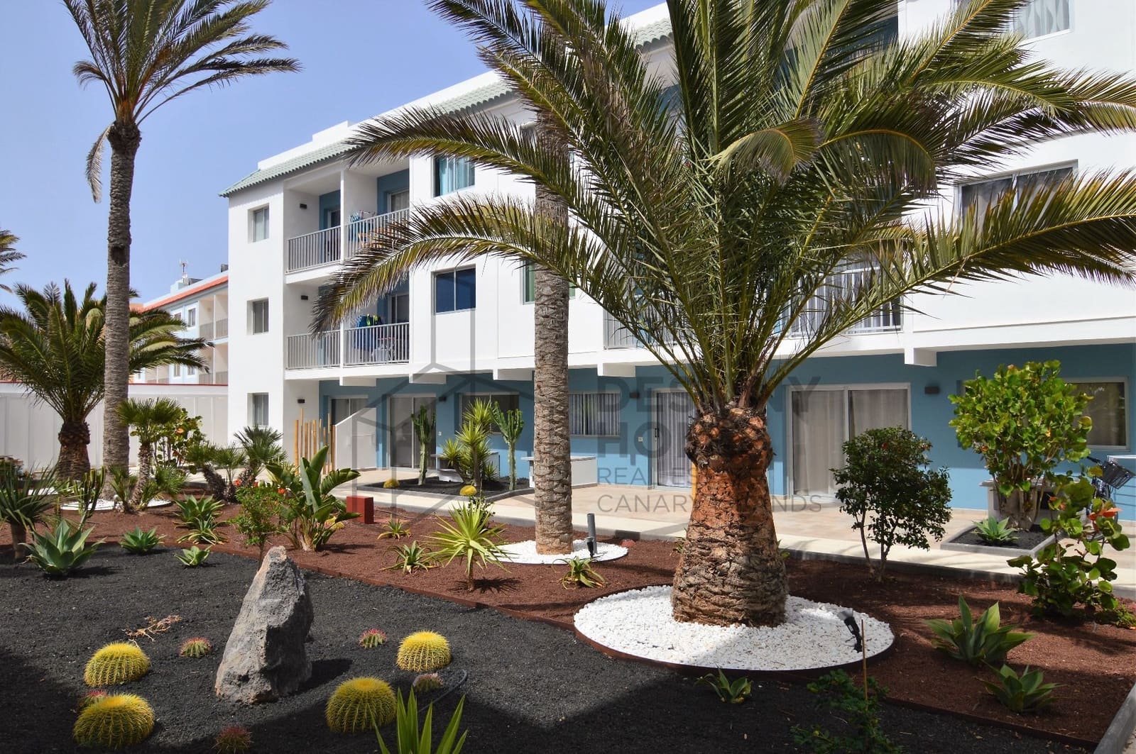 1 slaapkamer Appartement te koop in Corralejo met zwembad - € 205.000 (Ref: 9599321)