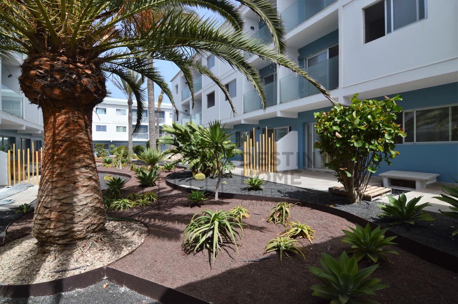 1 slaapkamer Appartement te koop in Corralejo met zwembad - € 205.000 (Ref: 9599321)