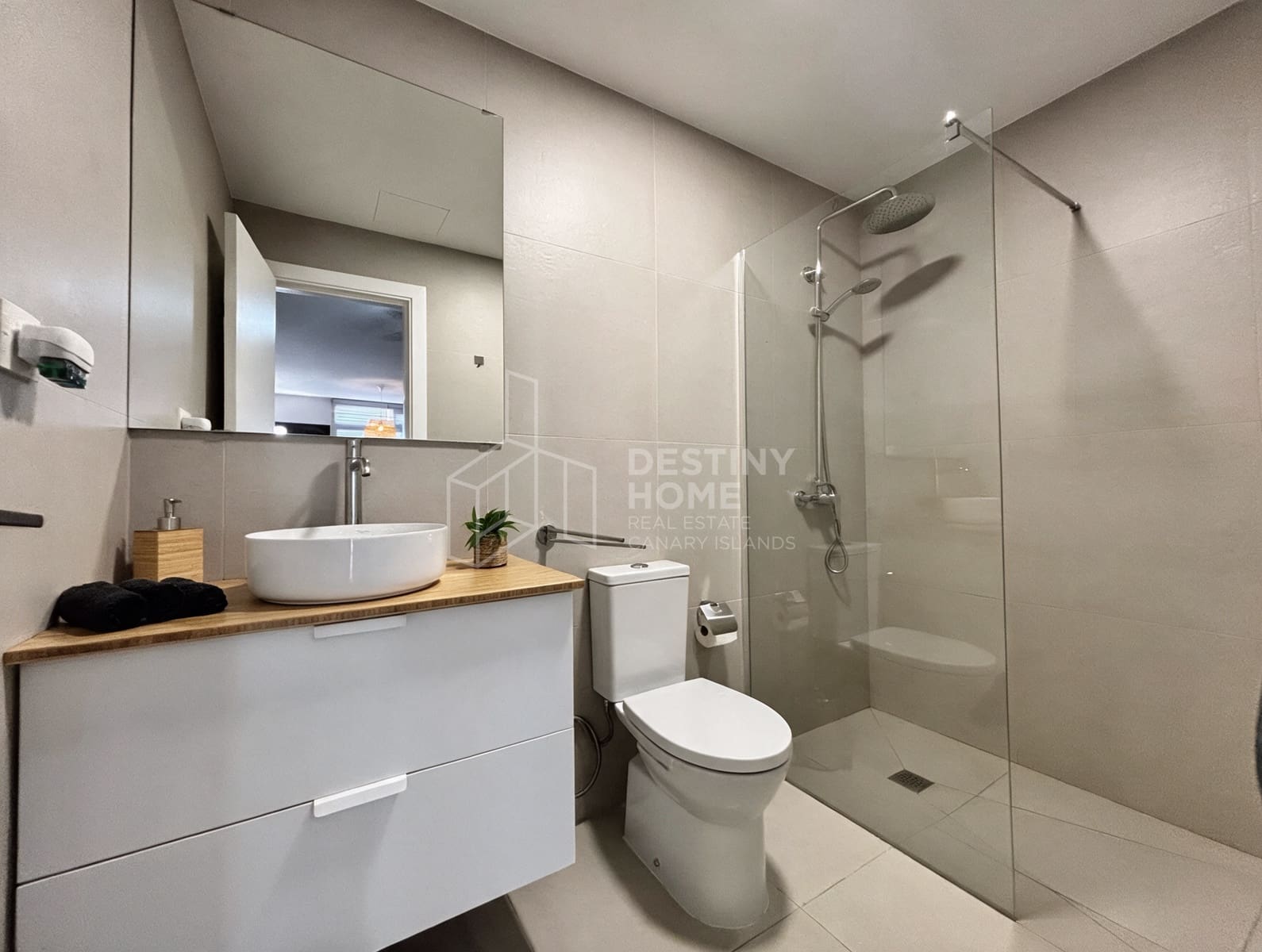 1 slaapkamer Appartement te koop in Corralejo met zwembad - € 195.000 (Ref: 9599321)
