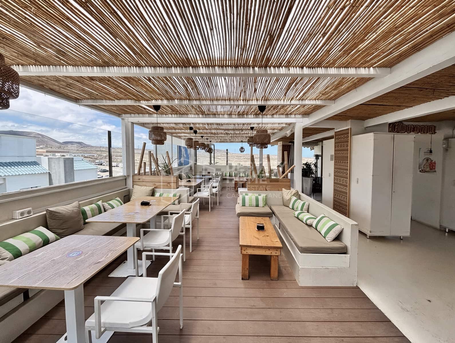 1 slaapkamer Appartement te koop in Corralejo met zwembad - € 195.000 (Ref: 9599321)